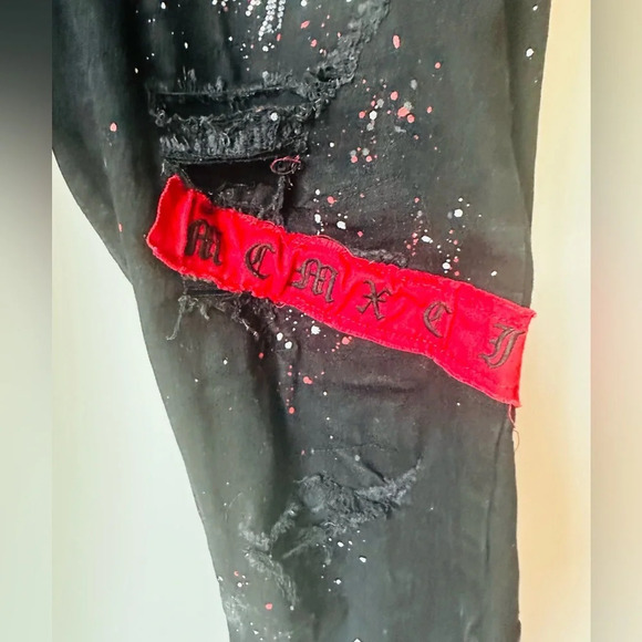 Smoke Rise Embellished Taper Stretch Jeans (Size 40/32) - Picture 10 of 16